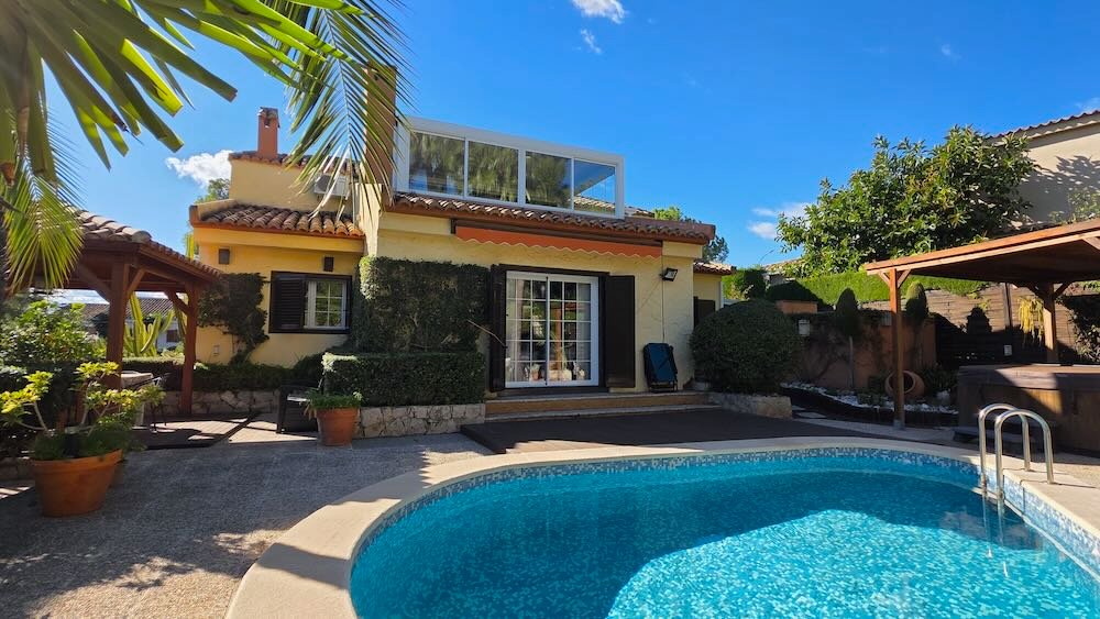 Property 2438 - Image 35